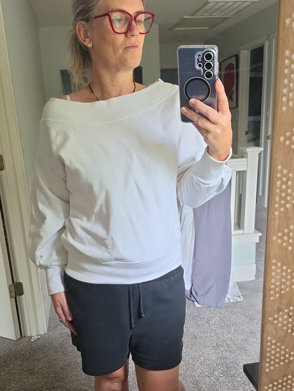 Brochu Walker White Pleated Off-the-Shoulder Pullover Sweatshirt